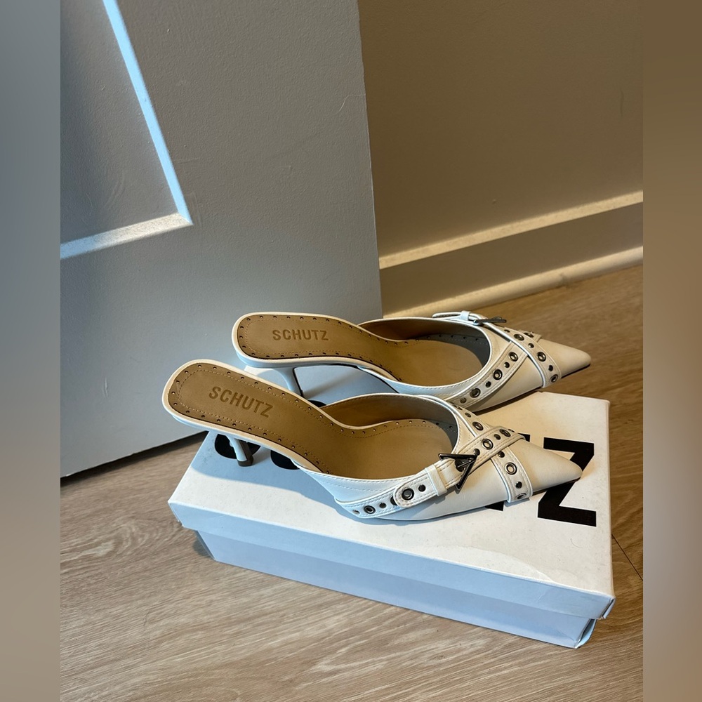 Brand New Schutz Vinnie Mule Leather Pump